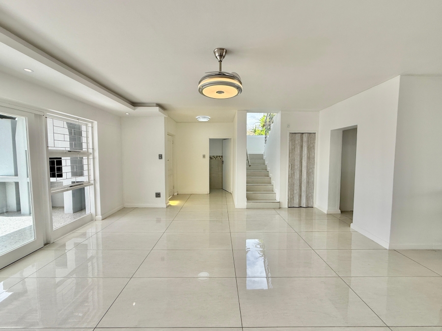 3 Bedroom Property for Sale in Table View Western Cape